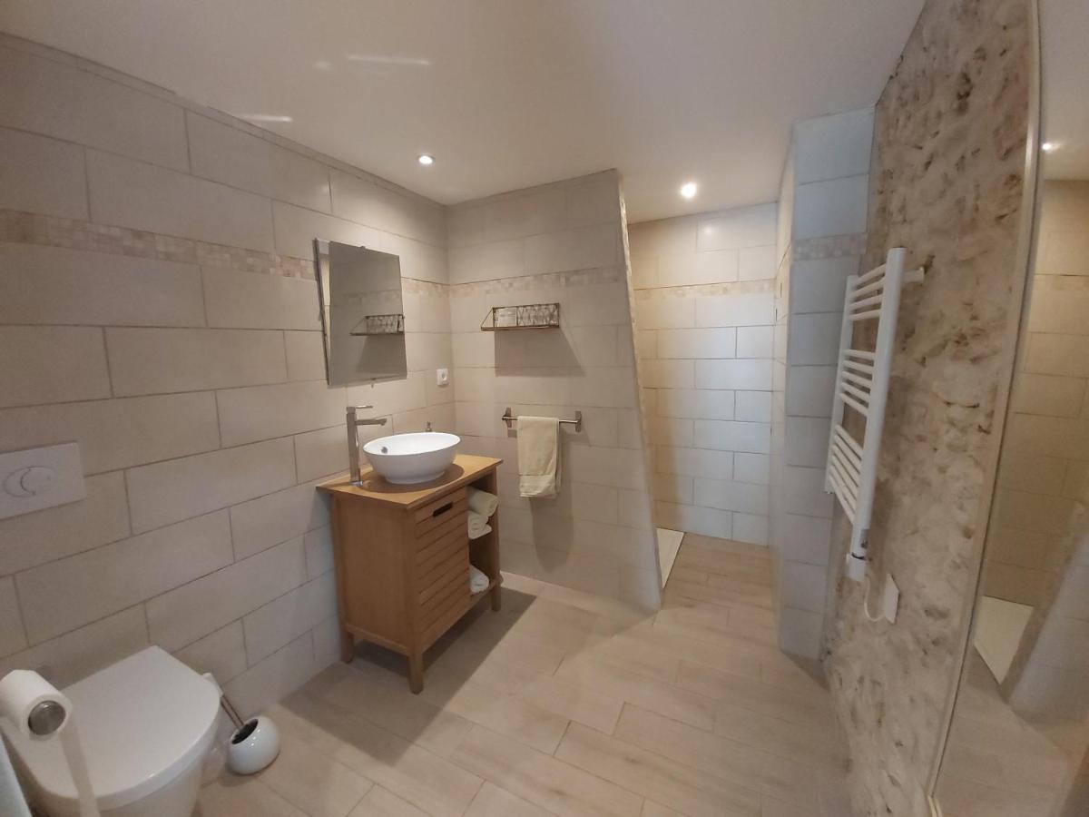 Chambres d'hôtes Les Marguerites Champdolent Extérieur photo